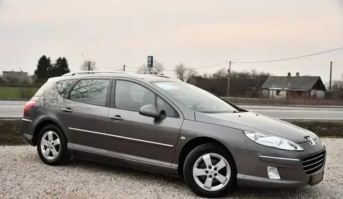 PEUGEOT 407 