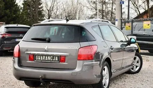 PEUGEOT 407 