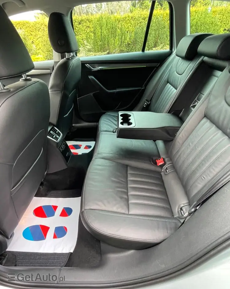 SKODA Octavia 2.0 TDI DSG Exclusive