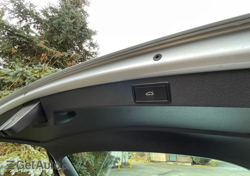 SKODA Octavia 2.0 TDI DSG Exclusive