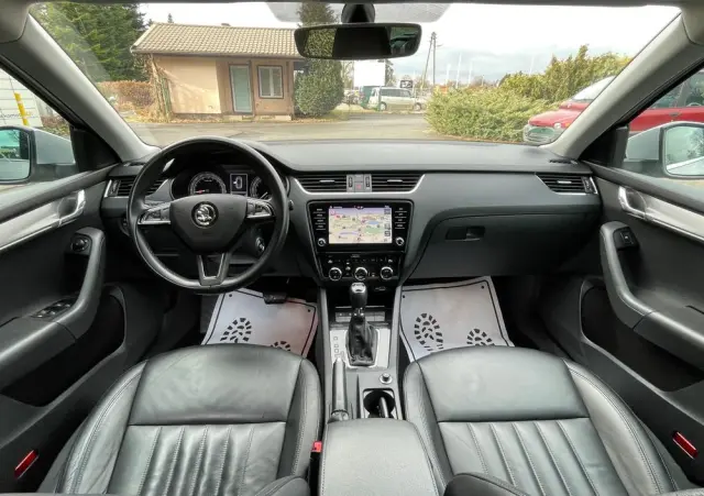 SKODA Octavia 2.0 TDI DSG Exclusive