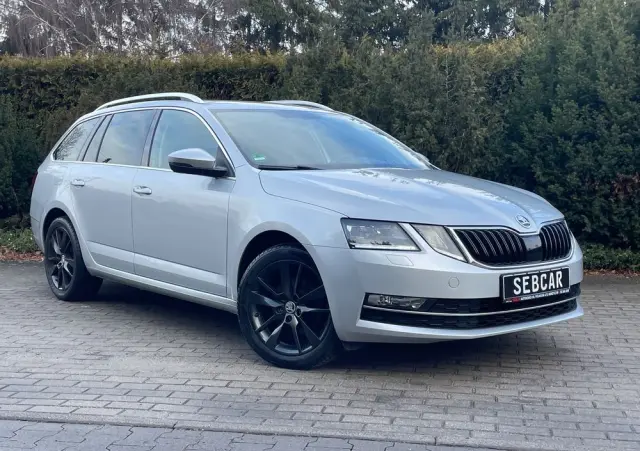 SKODA Octavia 2.0 TDI DSG Exclusive
