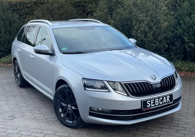 SKODA Octavia 2.0 TDI DSG Exclusive