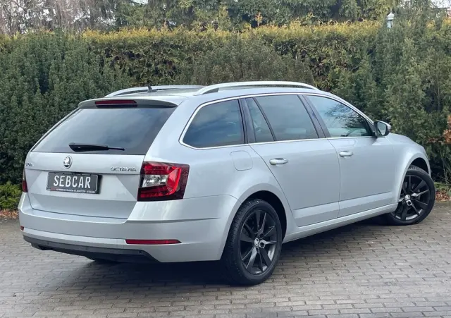 SKODA Octavia 2.0 TDI DSG Exclusive