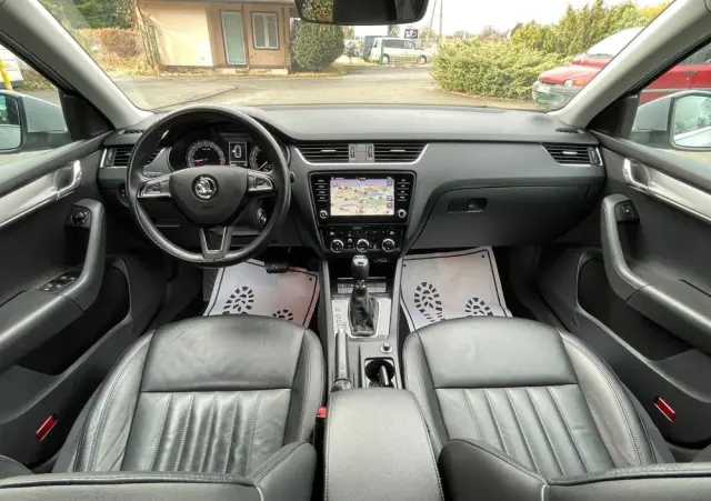 SKODA Octavia 2.0 TDI DSG Exclusive