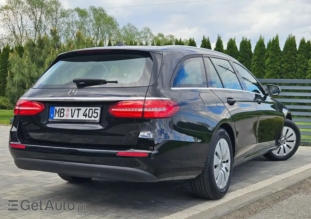 MERCEDES-BENZ Klasa E 