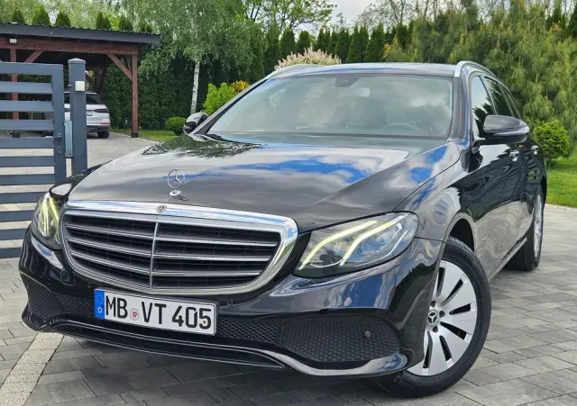 MERCEDES-BENZ Klasa E 
