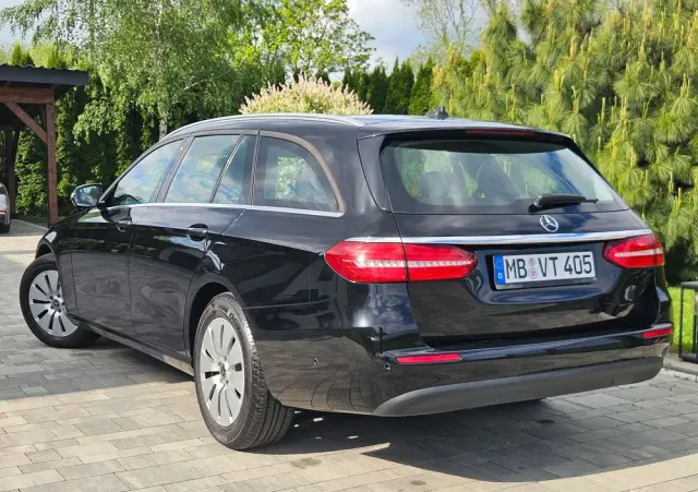 MERCEDES-BENZ Klasa E 