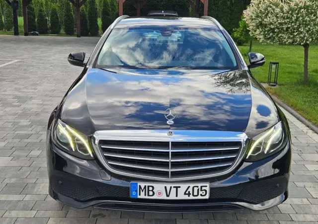 MERCEDES-BENZ Klasa E 