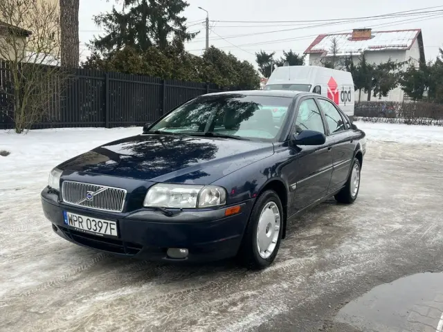 VOLVO S80 