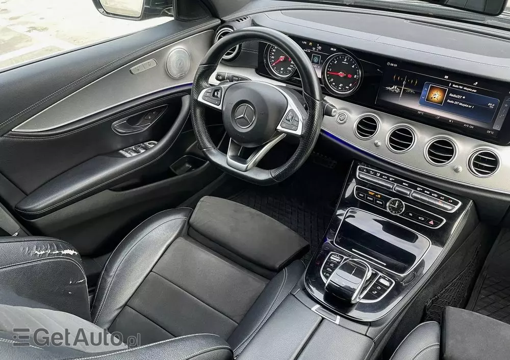 MERCEDES-BENZ Klasa E 220 d 4-Matic Business Edition 9G-TRONIC