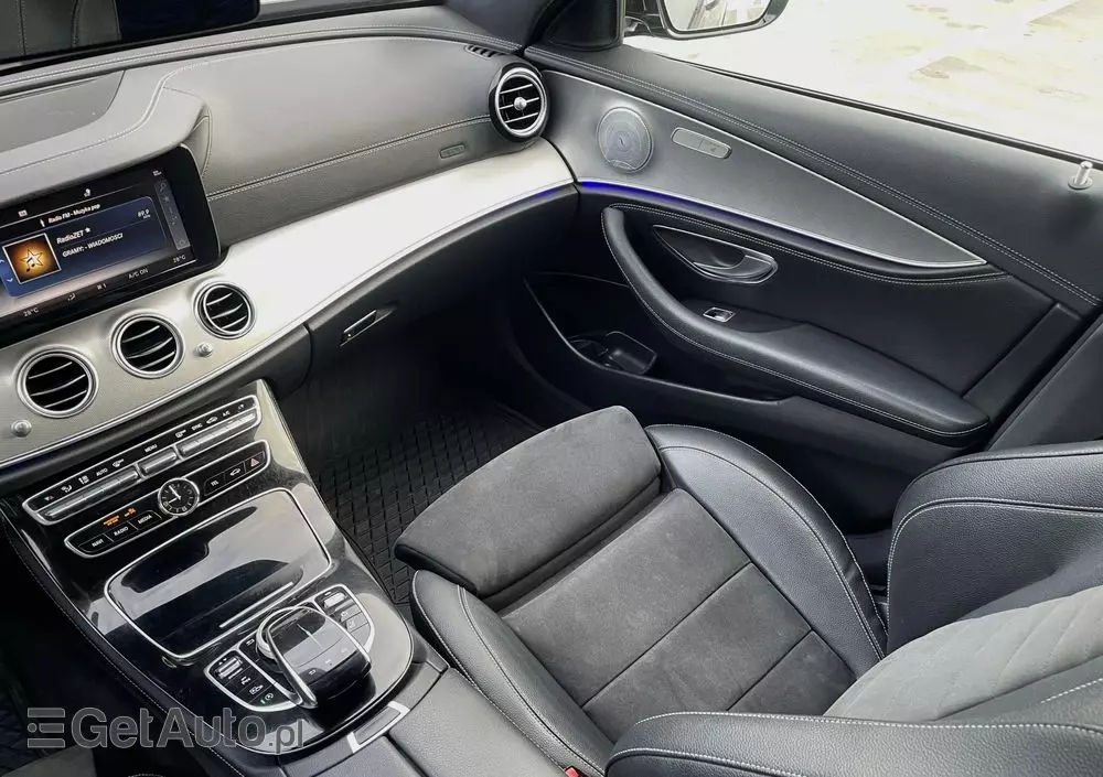 MERCEDES-BENZ Klasa E 220 d 4-Matic Business Edition 9G-TRONIC