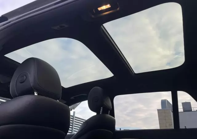 MERCEDES-BENZ Klasa E 220 d 4-Matic Business Edition 9G-TRONIC