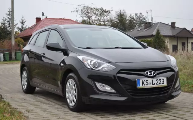 HYUNDAI I30 