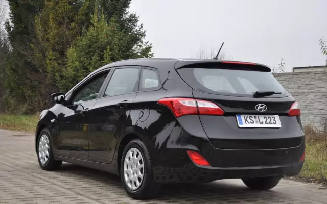 HYUNDAI I30 