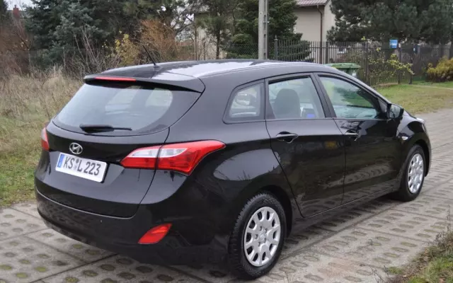 HYUNDAI I30 