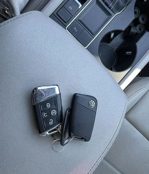 VOLKSWAGEN Atlas 