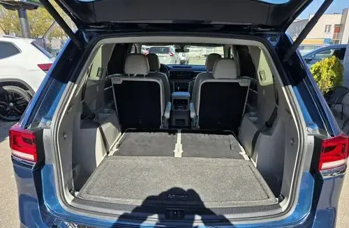 VOLKSWAGEN Atlas 