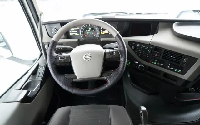 VOLVO FH  460 /  I-SHIFT / 