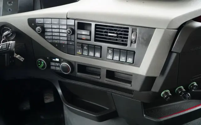 VOLVO FH  460 /  I-SHIFT / 