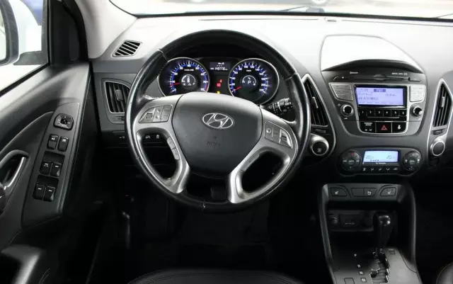 HYUNDAI Ix35 2.0 Premium 2WD