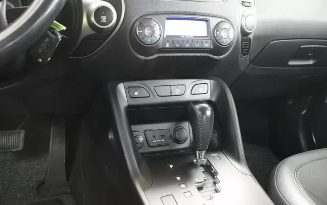HYUNDAI Ix35 2.0 Premium 2WD
