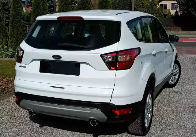 FORD Kuga Edition