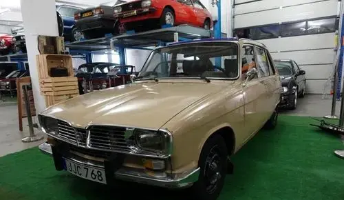 RENAULT 16 