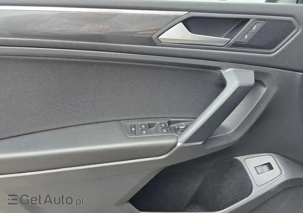 VOLKSWAGEN Tiguan Allspace 2.0 TDI SCR 4Motion DSG R-Line