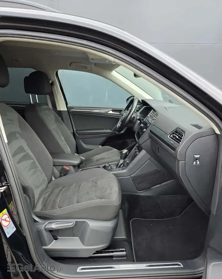 VOLKSWAGEN Tiguan Allspace 2.0 TDI SCR 4Motion DSG R-Line
