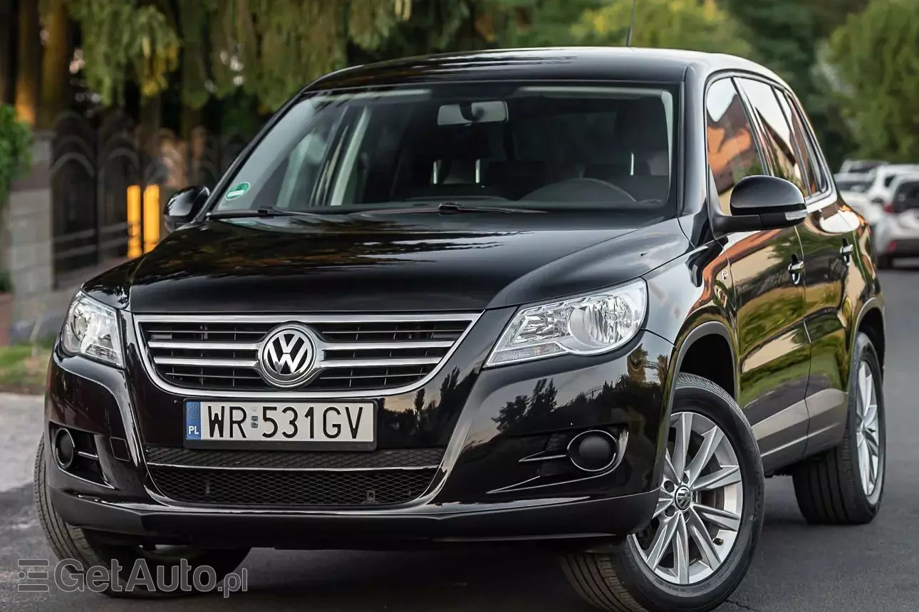 VOLKSWAGEN Tiguan 