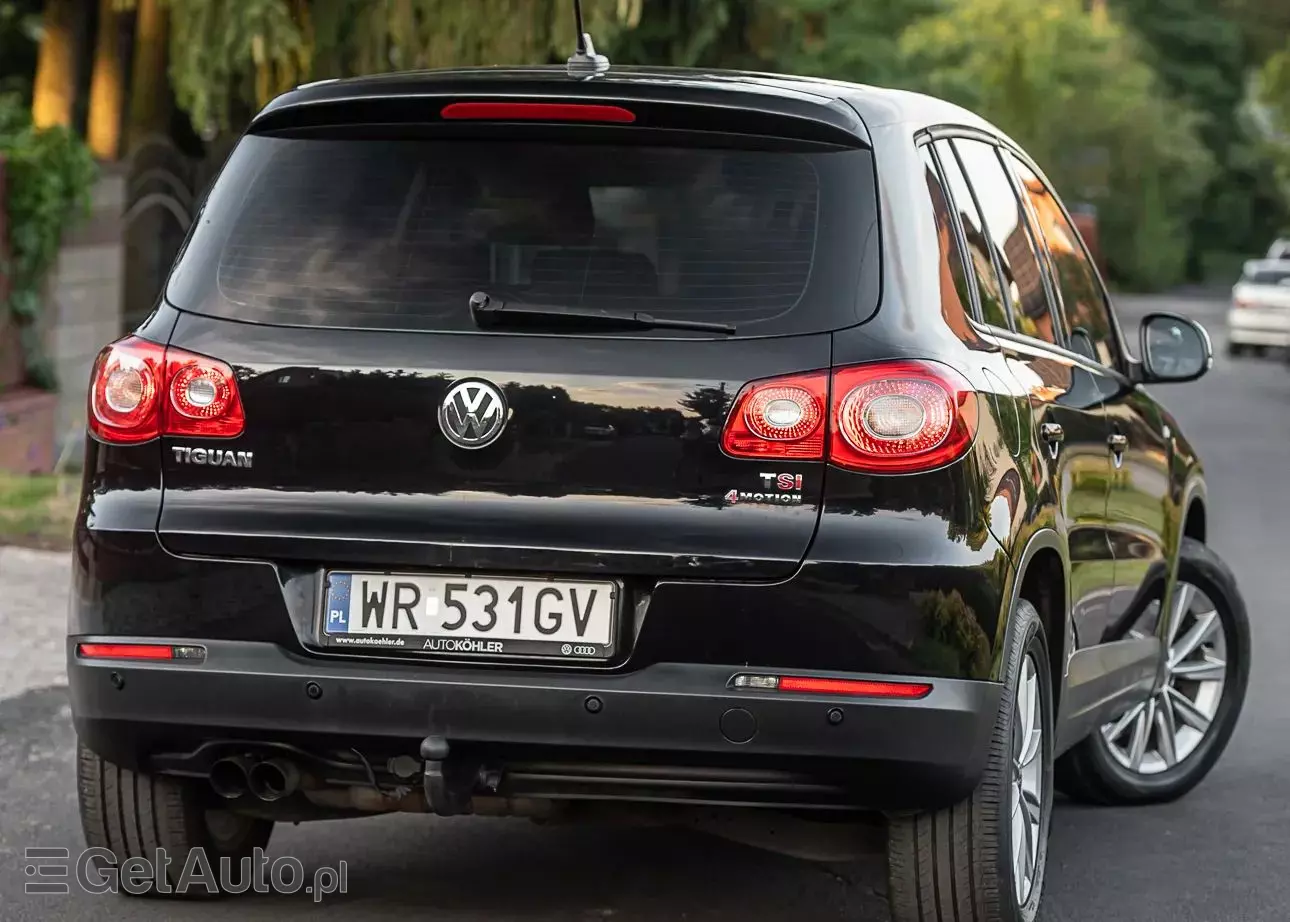 VOLKSWAGEN Tiguan 