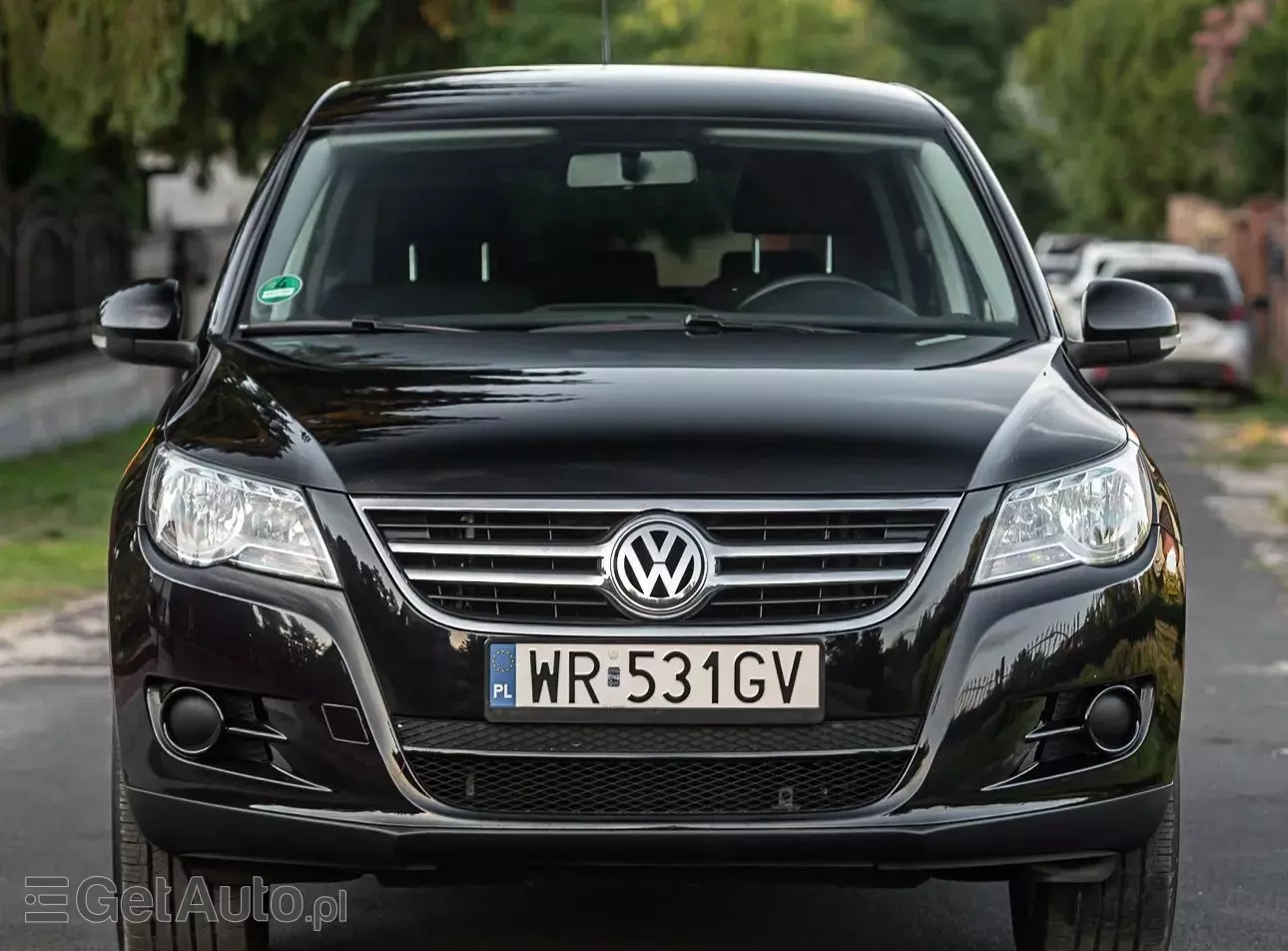 VOLKSWAGEN Tiguan 