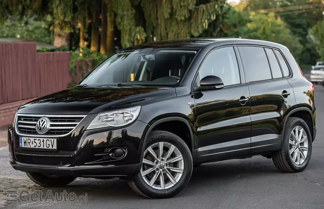 VOLKSWAGEN Tiguan 