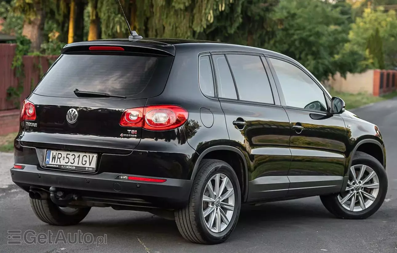 VOLKSWAGEN Tiguan 