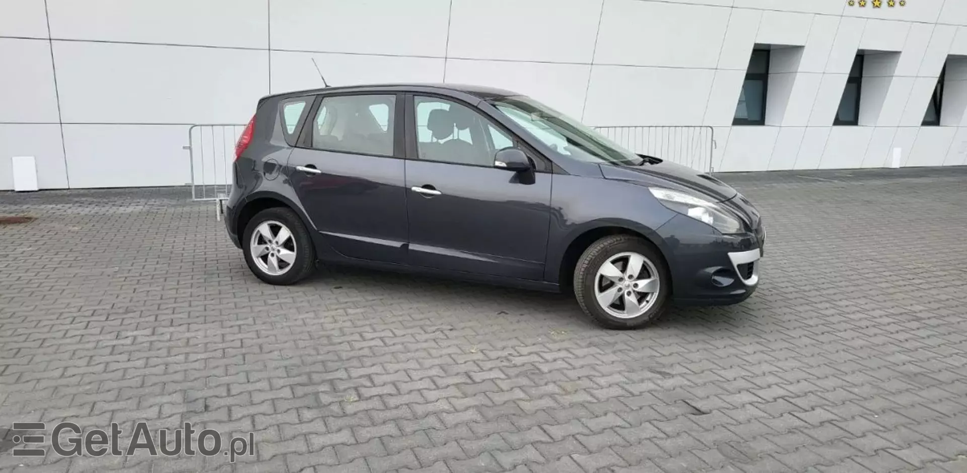 RENAULT Scenic 