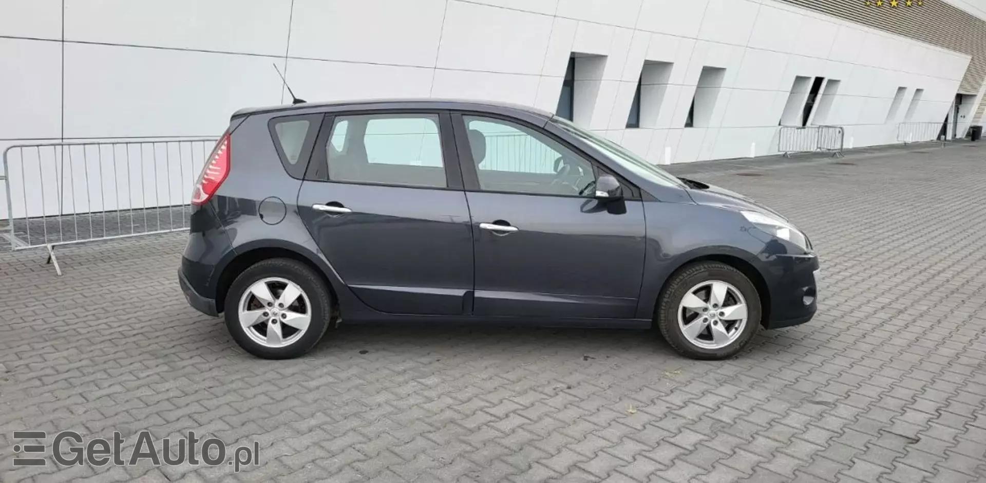 RENAULT Scenic 