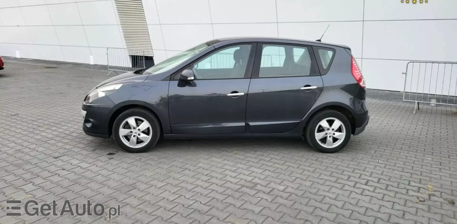 RENAULT Scenic 