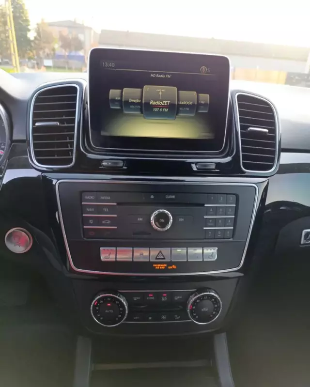 MERCEDES-BENZ GLE 350 d 4-Matic