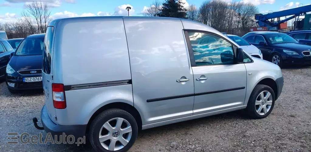 VOLKSWAGEN Caddy 