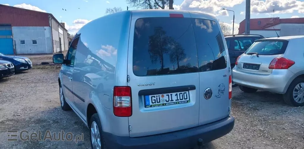 VOLKSWAGEN Caddy 