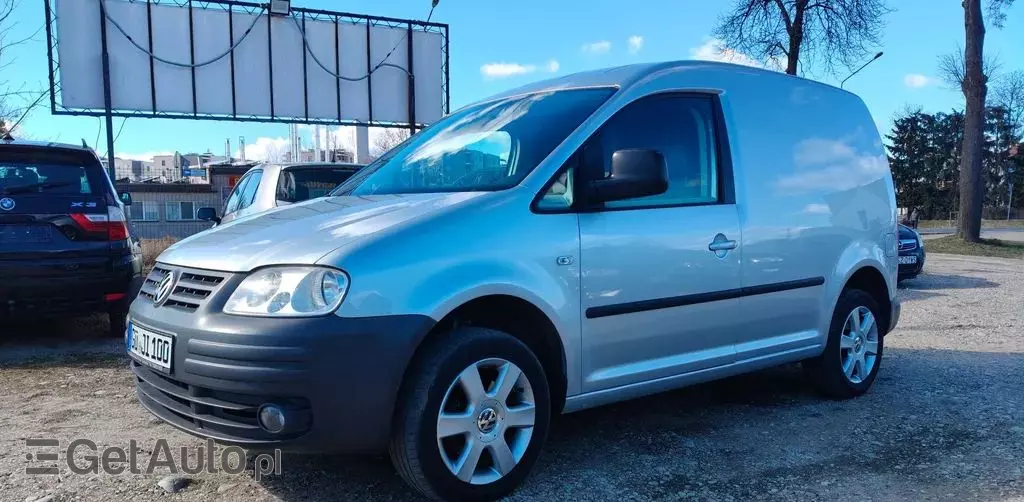 VOLKSWAGEN Caddy 
