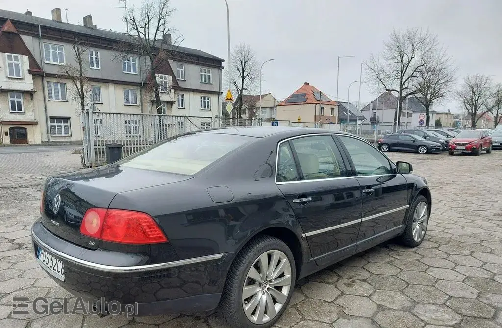 VOLKSWAGEN Phaeton 