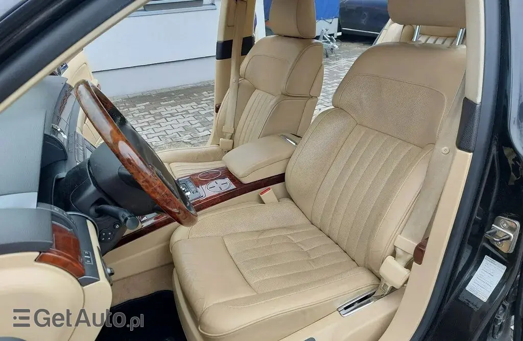VOLKSWAGEN Phaeton 