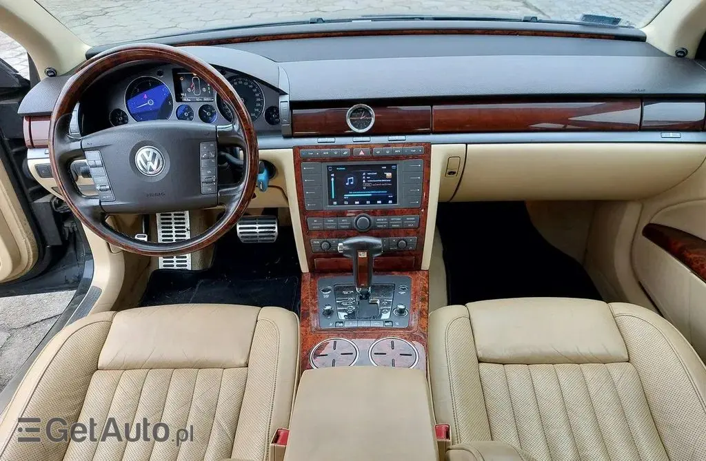 VOLKSWAGEN Phaeton 