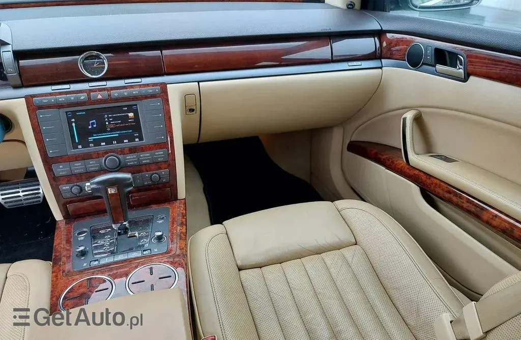 VOLKSWAGEN Phaeton 