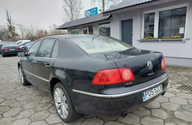 VOLKSWAGEN Phaeton 