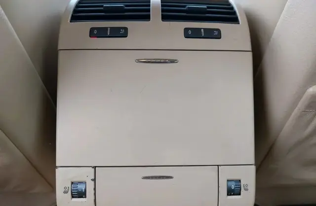 VOLKSWAGEN Phaeton 