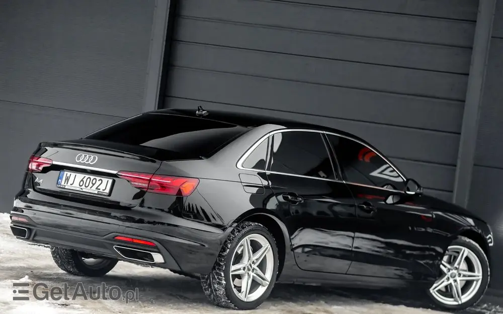 AUDI A4 Limousine 