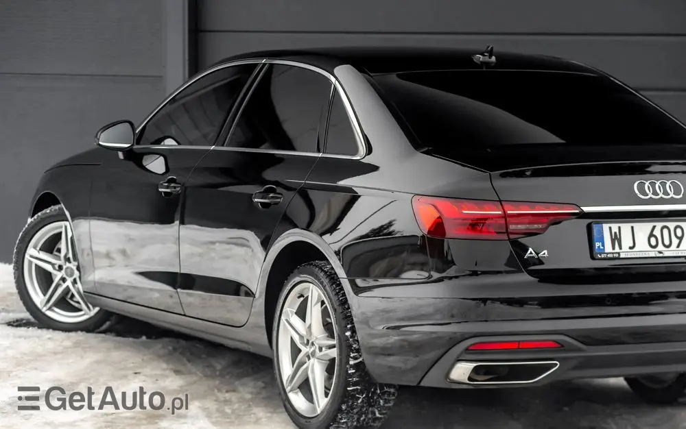 AUDI A4 Limousine 